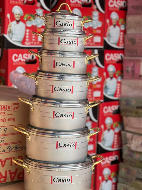 خرید و قیمت قابلمه کاسیو سرویس۱۴ پارچه لبه چدن خط دار زنبوری